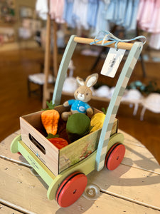 Peter Rabbit Wagon & Veggie Set